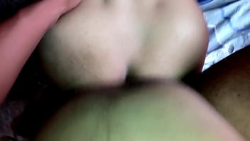 Goyangan Saree Dan Rayuan Kaki Seksi Dengan Suara Serak Hindi Yang Menggoda