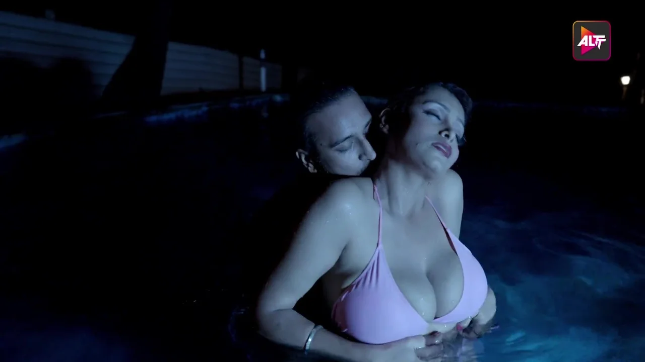 Kiski Chudai Hogi Pehle? Rangeen Kahaniyan 2025 Ka Xxx Web Series, Episode 1