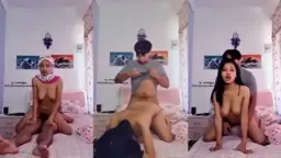 Menggoda Pacar Dengan Mukena Yang Menggairahkan