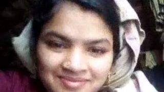 Pertunjukan Telanjang Alami Solo Ala Desi India