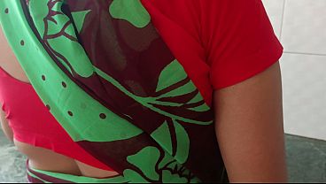 गर्म देसी भाभी की किचन में पहली बार देवर के साथ चुदाई का मजा, वायरल सेक्स वीडियो