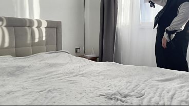 Arab Ibu Rumah Tangga Dengan Payudara Besar Memberikan Instruksi Panas Dan Sangat Menginginkan Seks