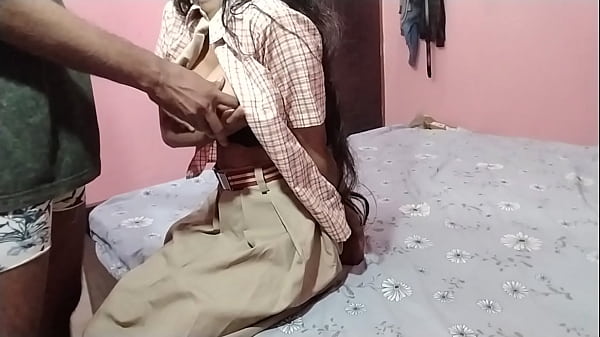 Pengalaman Pertama Ku Bercinta Dengan Kakak Tiri Yang Imut Dan Bergantung Besar