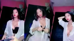 Kamar Hilly Jeje Terkunci, Pantatnya Terbuka