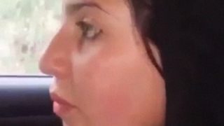 Video Mesum Di Dalam Mobil, Cewek Pathani Cantik Ngentot Dan Ngewe Sambil Ngentot