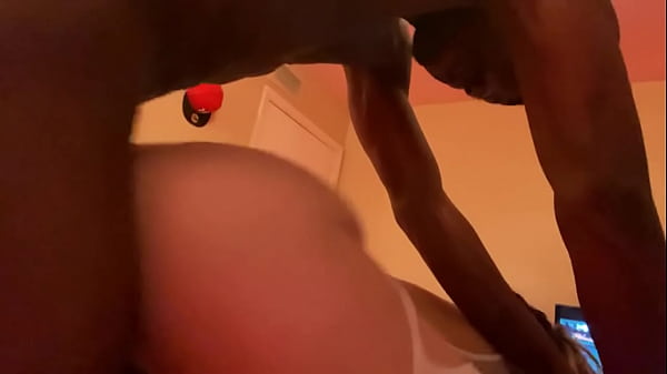 Menggoda Teman Terbaik Kakak Tiriku Hingga Tak Kuasa Menahan Nafsu