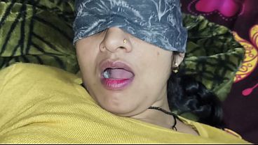Janvibhabhi, Gadis India Panas, Bercinta Liar Dengan Saudara Tirinya Di Kamar Pribadi