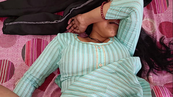 Gadis Seksi Priya Merintih Kesakitan Saat Pertama Kali Bercinta Dengan Kakak Tirinya – Audio Hindi Jernih