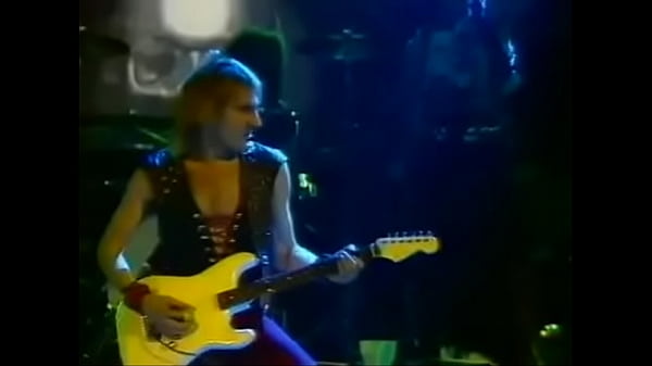 Krokus Mengguncang Panggung Dengan Getaran Seksi Di Konser Panas 1983