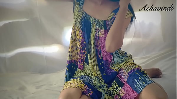 Gadis Desi Manis Menggoda Jari-jemarinya Sendiri Hingga Mencapai Puncak Kenikmatan