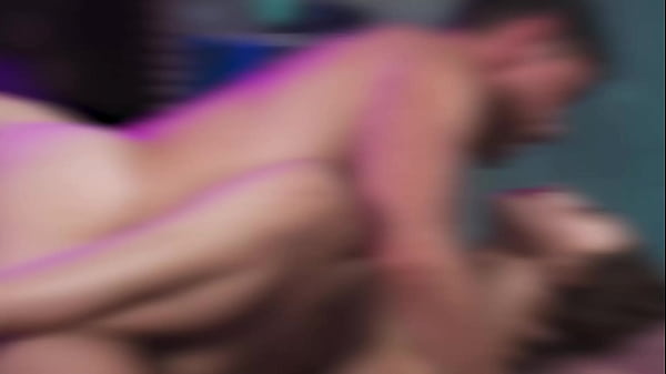 Gadis Blonde Milf Yang Bergairah Mengumbar Nafsu Liar Dengan Adik Ipar Dalam Aksi Mesum Yang Panas Dan Intens