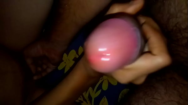 Gadis India Desi Menggoda Dengan Tangan Dan Jari-jari Yang Menggairahkan