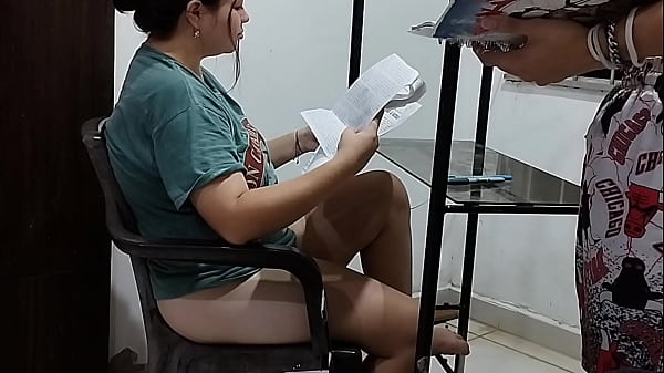 Membantu Adik Tiriku Mengerjakan Pr Dengan Imbalan Bisa Meniduri Vaginanya