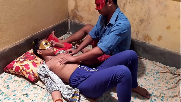 Bhabhi Tua India Ngentot Panas Dengan Devar Gatel Yang Suaminya Lagi Kerja, Audio Hindi