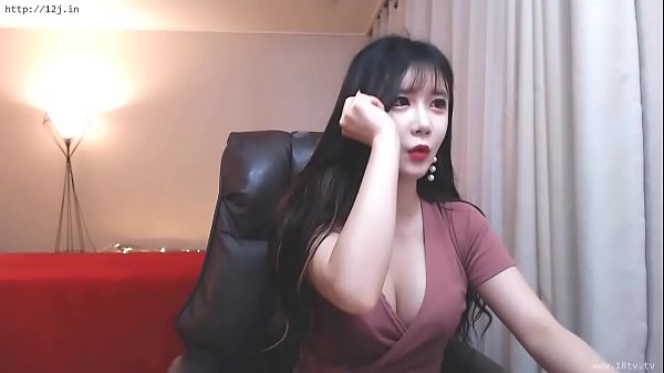 Kamera Panas Gadis Asia Menggoda Di Sesi Live 03