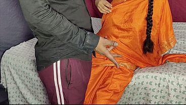 Dever Ne Apni Bhabhi Ki Chut Ki Pyaas Bujhane Ka Maza Liya