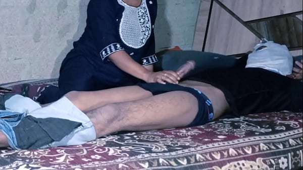 Meri Bhabhi Ki Raat Bhar Zor Zor Se Chudai, Ghar Ke Andar Uski Step Sister Bhi Chudi