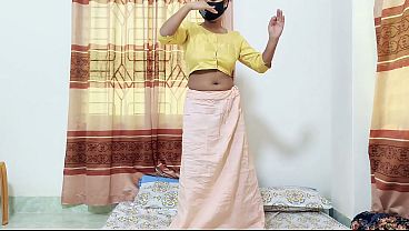 Gadis India Seksi Shakshi Meremas Memeknya Di Ruang Pijat Lalu Digencet Habis Habisan Oleh Kakak Tirinya