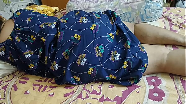 Istri Desiku Yang Bergairah Di Ranjang Pagi
