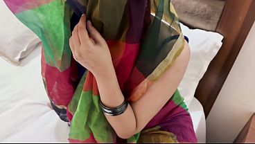 Desi Bhabhi Berpantat Besar Digituin Anal, Ditubruk Keras Sampai Hamil