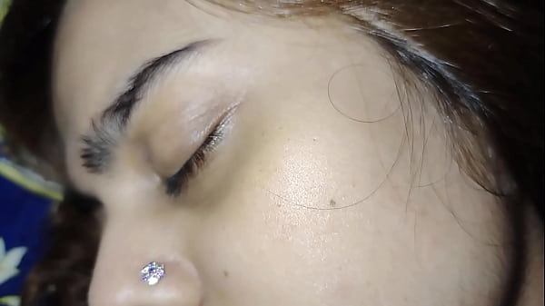 Malam Panas Dengan Tetangga Seksi Asal India