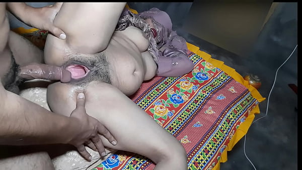 Tante Tiru Ganas Menggoda Dan Dihardcore, Adegan Mesum Hindi