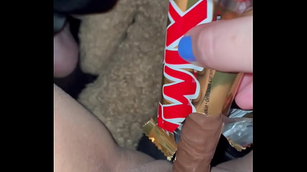 Kopi Cappuccino Dan Cokelat Twix Menggoda Di Memek Pink Perawan 18 Tahun Yang Ketat-fetish Makanan Mesum Panjang-porno Cewek Masturbasi&erangan-terbaik Amatir Saudi-putih Salju Arab-los Angeles-pengen Bbc Amerika