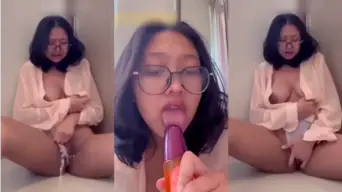 Nindi Si Toge Berkacamata Yang Bikin Goyang Di Video Viral 05