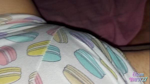 Desi Panas Menggila Dengan Teman Suami, Memek Ketatnya Mengocok Nafsu | Obrolan Mesum Hindi | Elivm