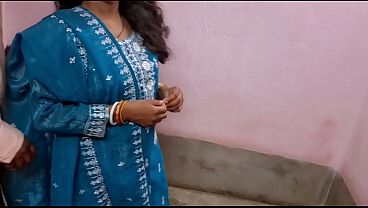 Hukuman Seksi Untuk Kamwali India, Puki Sempitnya Dihajar Keras Saat Pertama Kali Ditusuk