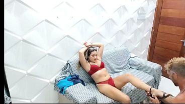 Ibu Mertuaku Yang Masih Muda Sendirian Di Rumah Dan Sangat Butuh, Aku Datang Dan Dia Langsung Membujukku Untuk Ngewe Memek Sempitnya Sampai Aku Crot Di Dalam. Vagninho E Vivi Capetinha