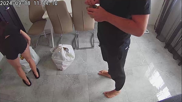 Suami Pergi, Istri Digilir Sahabat Sendiri. Keluarga Penghianat.