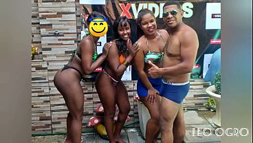 Casal Safado Me Arrastou Pro Quarto Na Putaria Do Léo Ogro (bella Índia E Suzy Furacão No Calor)