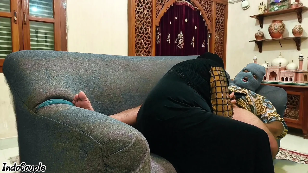 Video Viral Suami Pakistan Berhijab Indonesia Di Jakarta