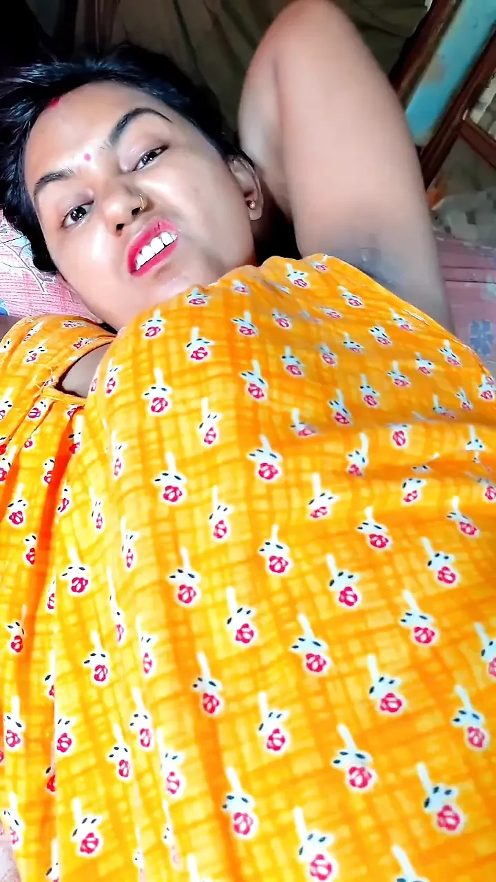 Share A Bed With My Stepsister After A Rainy Day