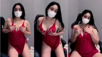 Dhea Pake Lingerie Merah Tembus Pandang, Bikin Ngiler Banget
