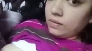 Gadis Remaja India Pamer Tetek Gede