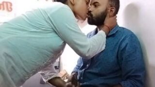 Masturbasi Mms Pelacur Horny Pada Tangan Si Penjual Toko Yang Lagi Ngaceng.