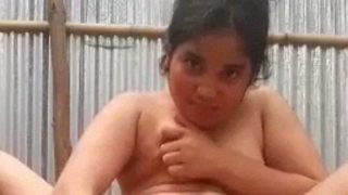 Video Desi Cewek Kampung India Jariin Memek Basah