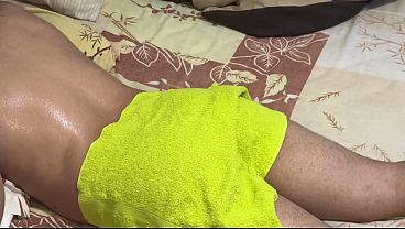 Mertua Montok Bikin Pijat Ke Menantu Malah Jadi Panas, Bokong Gede Bikin Nafsu Naik