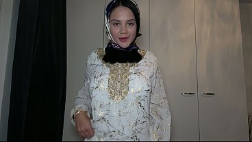 Pov – Ngewein Kakak Tiri Muslimah Berhijab, Romantis Tapi Mesum Banget