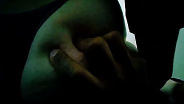 Kakak Tiriku Lagi Horny Banget Dan Minta Bantuanku Buat Memuaskan Nafsunya