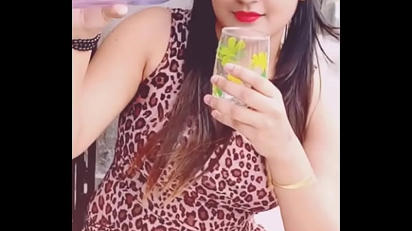 Gadis India Siap Dibuka, Pose X Bikin Ngiler.