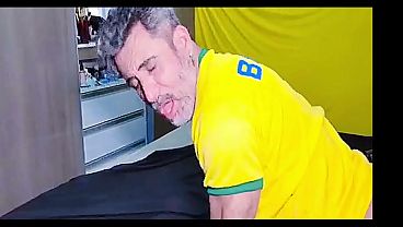O Arabe Chegou No Brasil E Gozou Dentro Do Cuzinho Gostoso Do BrasileirÃo ( Previa )