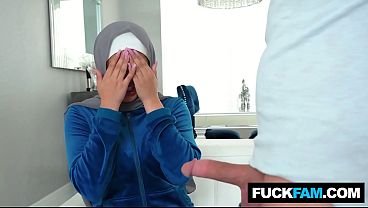 Tetangga Hijabku Kaget Lihat Kontol Besar Sophia Leone, Nicky Rebel Bikin Mampus