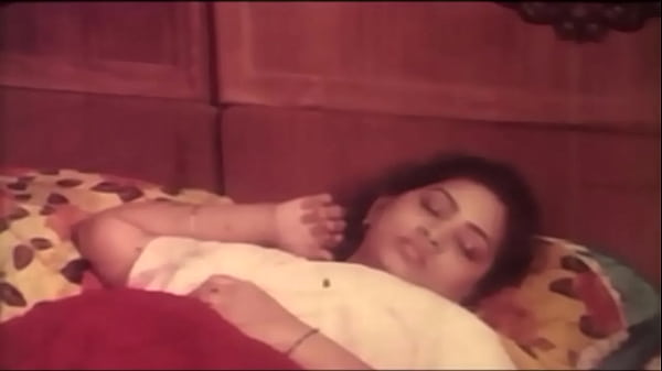 Desi Mallu Aunty Diperkosa Gila-gilaan Sampe Muncrat