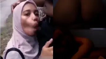Cewek Berhijab Ngewe Outdoor Di Kostan, Crot Di Mulut Sambil Telanjang
