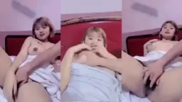 Remas Aja Tuh Toket Adik Pirang, Sambil Colmekin Pelan-pelan Biar Makin Basah.