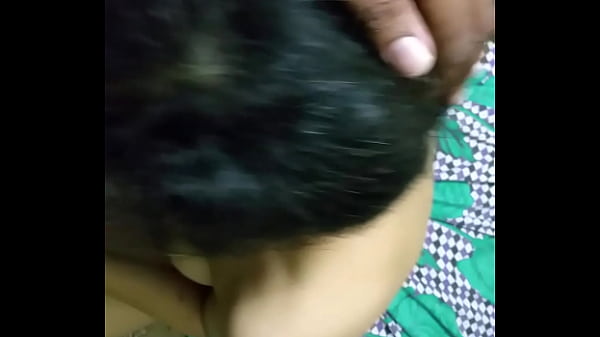 Cewek India Lagi Ngewe Mulut, Bibir Basah Ngecapin Batang