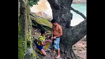 Sexo Ao Vivo Na Praia Do Abrico, Rio De Janeiro, Gemendo Gostoso Na Areia
